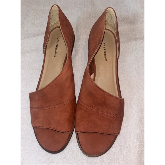 Lucky Brand Women Sandals Size 9.5 M Serkie Open Toe Slip on Leather - Picture 1 of 8